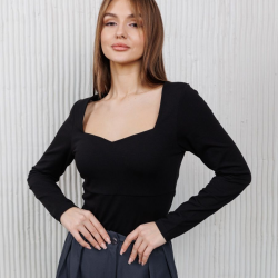 Лонгслив с глубоким декольте (Л0100Ч) 