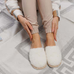 Тапочки меховые с бусинами (ТОБ22) 